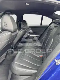 2019 BMW 330