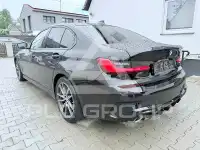 2019 BMW 330