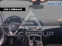 2019 BMW 330