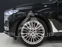2019 BMW X7