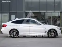 2019 BMW 120