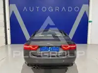 2019 Jaguar XE