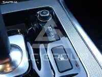 2019 Jaguar XE