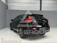 2019 Volvo V40