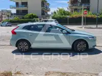 2019 Volvo V40