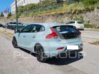 2019 Volvo V40