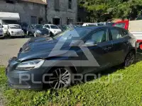 2019 Volvo V40