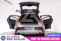 2019 Volvo V40