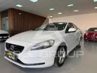 2019 Volvo V40