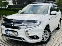 2020 Mitsubishi OUTLANDER