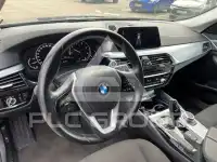 2020 BMW 523