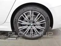 2020 BMW 330