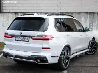 2020 BMW X7