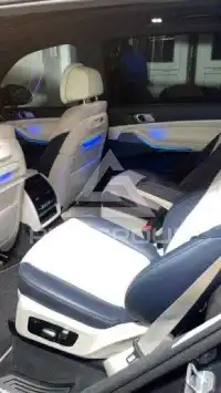 2020 BMW X7
