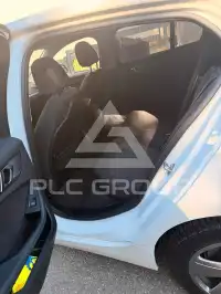 2020 BMW 120