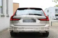2020 Volvo V90