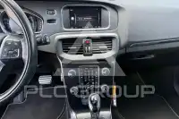 2020 Volvo V40