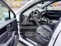 2020 Porsche CAYENNE