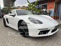 2020 Porsche Cayman