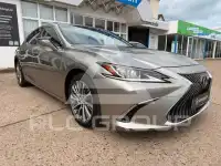 2020 Lexus ES