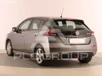 2021 Nissan LEAF