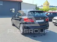 2021 BMW 218