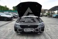2021 BMW 523