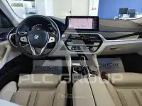 2021 BMW 523