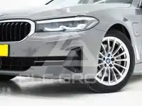 2021 BMW 523