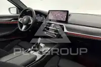 2021 BMW 523