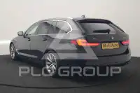 2021 BMW 523