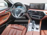 2021 BMW 523