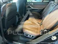 2021 BMW X7