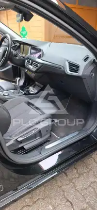 2021 BMW 120