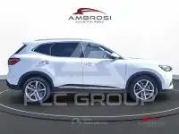 2021 MG HS