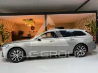 2021 Volvo V90