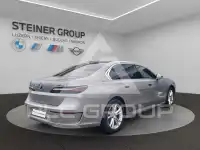 2022 BMW I7