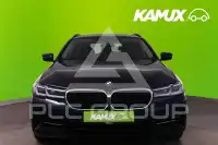 2022 BMW 523