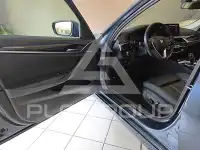 2022 BMW 523