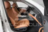 2022 BMW 523