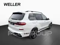 2022 BMW X7