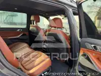 2022 BMW X7