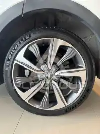 2022 MG 