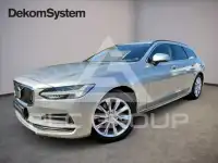2022 Volvo V90