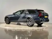 2022 Volvo V90