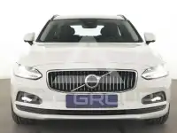 2022 Volvo V90