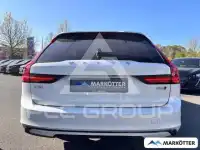 2022 Volvo V90