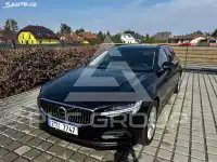 2022 Volvo V90