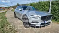 2022 Volvo V90