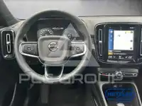 2022 Volvo XC40